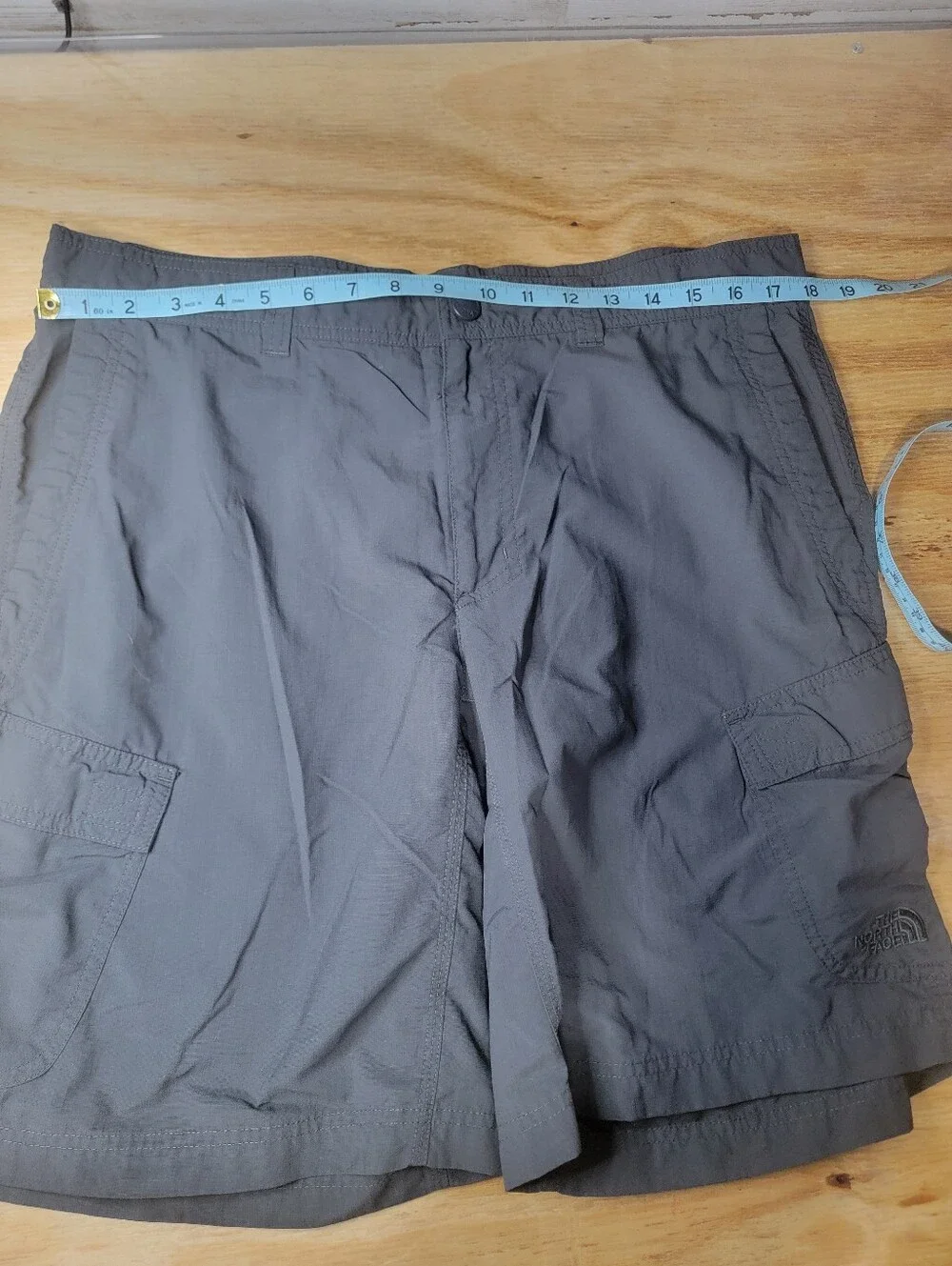 ♡The North Face Dark‎ Gray Cargo Shorts